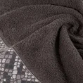 Ręcznik GISEL z żakardową bordiurą z motywem skóry węża - 70 x 140 cm - brązowy 5