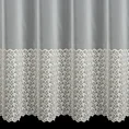 Tkanina firanowa  zwiewna i delikatna matowa mikrosiateczka w kolorze białym zakończona pasem haftu ze złotą nicią - 280 cm - biały 3