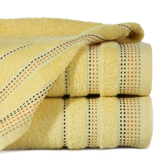Ręcznik POLA z żakardową bordiurą zdobioną stebnowaniem - 30 x 50 cm - żółty