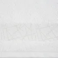 Ręcznik bawełniany NIKA 50x90 cm z żakardową bordiurą z geometrycznym wzorem podkreślonym srebrną nicią, biały - 50 x 90 cm - biały 2