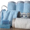 Ręcznik z delikatną bordiurą - 50 x 90 cm - niebieski 4