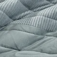 Welwetowa narzuta zdobiona aplikacją ze srebrnymi pasami z nicią lureksową przeszywana metodą tradycyjną - 220 x 240 cm - srebrny 4