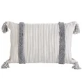TERRA COLLECTION Poszewka PALERMO  z grubej tkaniny bawełnianej zdobiona puszystymi pasami i chwostami na rogach - 30 x 50 cm - kremowy 1