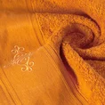 Ręcznik z ornamentowym haftem - 70 x 140 cm - pomarańczowy 5