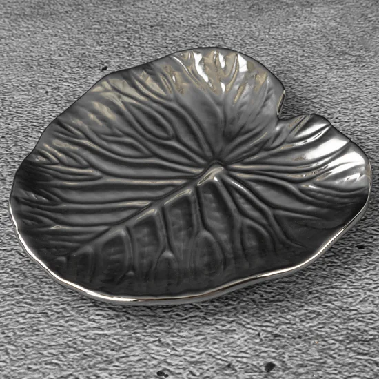 Patera ceramiczna KALINA w formie liścia z wytłoczeniami - 16 x 16 x 2 cm - srebrny
