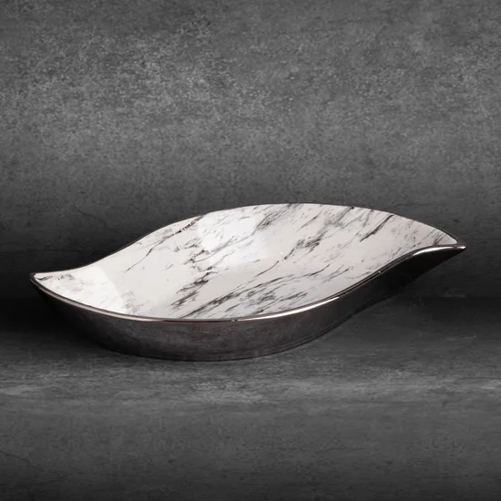 Patera ceramiczna SANA w kształcie łódki  z marmurkowym wzorem - 31 x 17 x 5 cm - biały