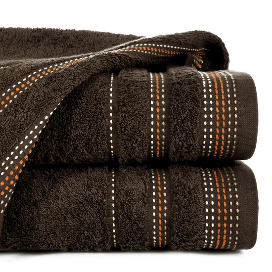 Ręcznik POLA z żakardową bordiurą zdobioną stebnowaniem - 50 x 90 cm - brązowy