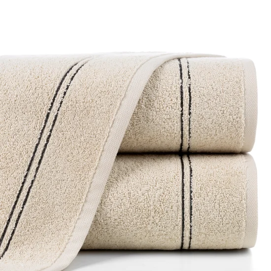 Ręcznik klasyczny podkreślony dwoma delikatnymi paseczkami - 70 x 140 cm - beżowy