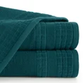 Ręcznik z wypukłą fakturą podkreślony welwetową bordiurą w krateczkę - 70 x 140 cm - turkusowy 1