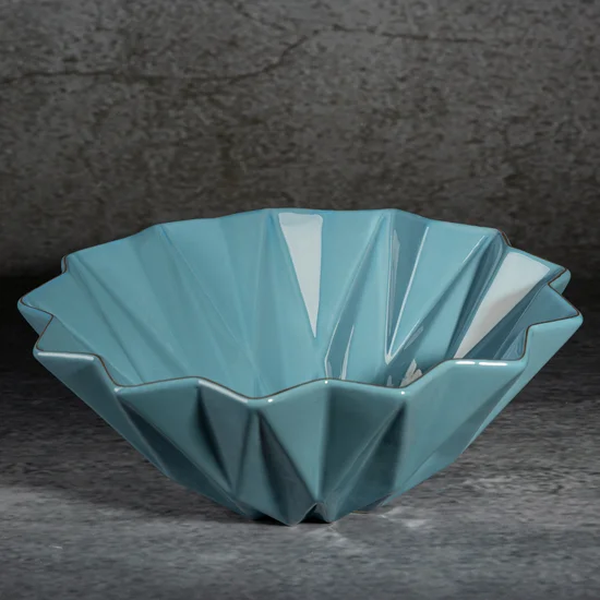 Patera ceramiczna ALANI z geometrycznymi wytłoczeniami - 28 x 28 x 11 cm - niebieski
