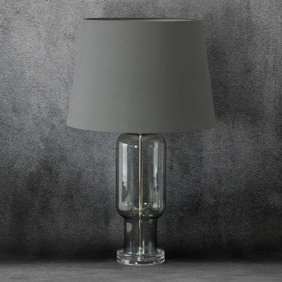 Lampa stołowa LILA na podstawie z przezroczystego szkła z abażurem z matowej tkaniny - 32 x 40 x 66 cm - popielaty