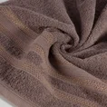 Ręcznik JUDY z bordiurą podkreśloną błyszczącą nicią - 70 x 140 cm - jasnobrązowy 5