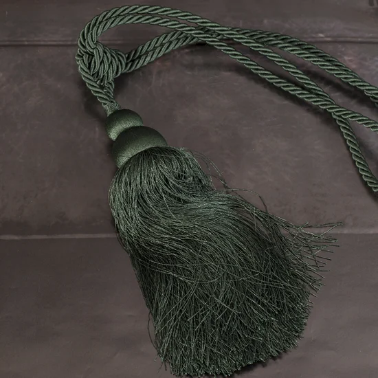 Dekoracyjny sznur do upięć z chwostem - dł. 76 cm - butelkowy zielony