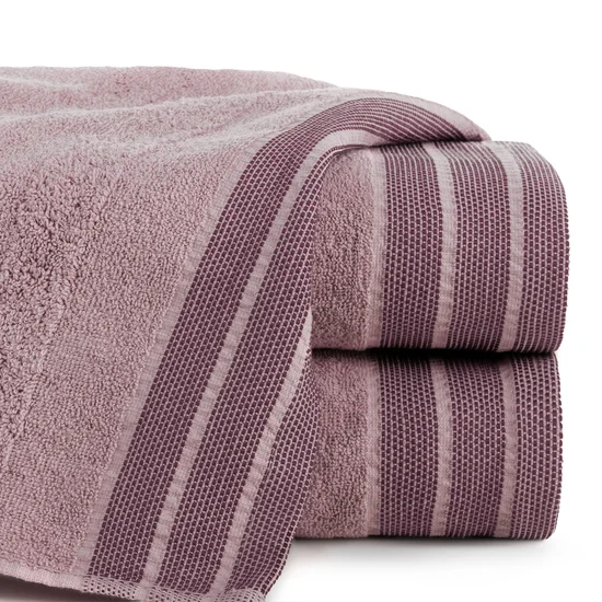 Ręcznik PATI  30X50 cm utkany w miękkie pasy i podkreślony żakardową bordiurą liliowy - 30 x 50 cm - liliowy