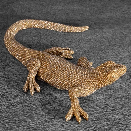 Jaszczurka - figurka dekoracyjna ELDO 2 o drobnym strukturalnym wzorze, złota Jaszczurka - figurka dekoracyjna ELDO 2 o drobnym strukturalnym wzorze, złota - 22 x 18 x 5 cm