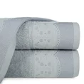 Ręcznik z żakardową bordiurą zdobioną drobnymi kwiatuszkami - 70 x 140 cm - stalowy 1