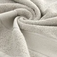 Ręcznik LIANA z bawełny z żakardową bordiurą przetykaną złocistą nitką - 50 x 90 cm - beżowy 5