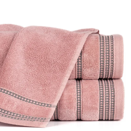 Ręcznik AMANDA z ozdobną bordiurą w pasy - 50 x 90 cm - pudrowy róż