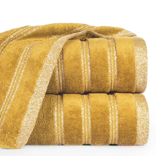 Ręcznik z welurową bordiurą przetykaną błyszczącą nicią - 70 x 140 cm - musztardowy
