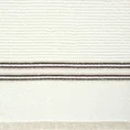 EWA MINGE Ręcznik FILON w kolorze kremowym, w prążki z ozdobną bordiurą przetykaną srebrną nitką - 70 x 140 cm - kremowy 2