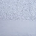EVA MINGE Ręcznik JULITA gładki z miękką szenilową bordiurą - 70 x 140 cm - srebrny 2