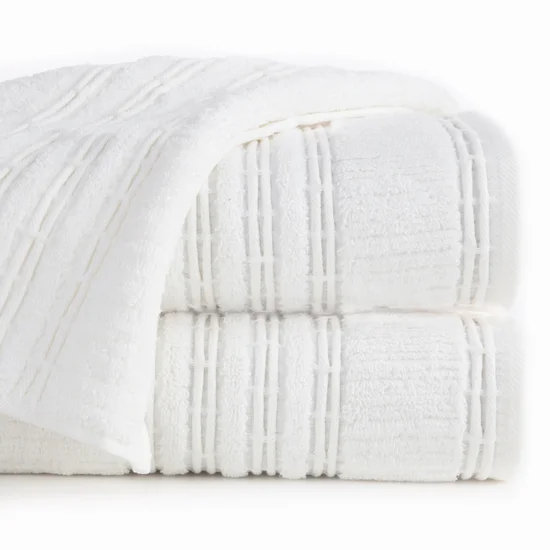 Ręcznik ROMEO z bawełny podkreślony bordiurą tkaną  w wypukłe paski - 50 x 90 cm - biały