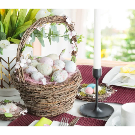 Wielkanocny koszyczek z pisankami wyplatany z naturalnych gałązek - 22 x 20 x 34 cm - brązowy