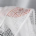 Firana z matowej etaminy zdobiona haftem i pasem gipiury - 300 x 150 cm - biały 5