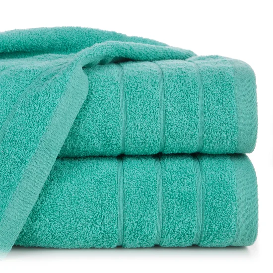 Ręcznik RENI o klasycznym designie z bordiurą w formie trzech tkanych paseczków - 50 x 90 cm - miętowy