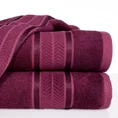 EUROFIRANY PREMIUM Ręcznik MIRO w kolorze amarantowym, z włókien bambusowych z żakardową bordiurą zdobioną lśniącymi paskami - 50 x 90 cm - amarantowy 1