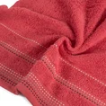 Ręcznik POLA z żakardową bordiurą zdobioną stebnowaniem - 50 x 90 cm - czerwony 5
