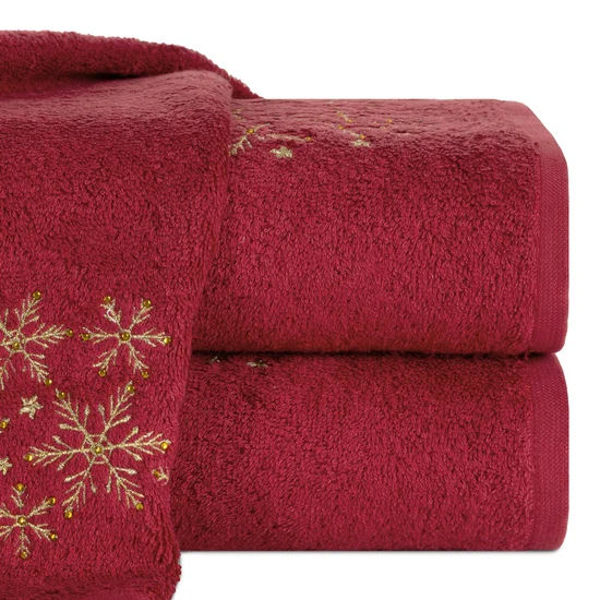 Ręcznik świąteczny SANTA 16 bawełniany ze złotym haftem śnieżynek - 50 x 90 cm - czerwony