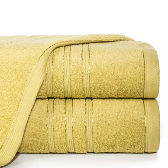 Ręcznik klasyczny z bordiurą podkreśloną delikatnymi paskami - 50 x 90 cm - musztardowy