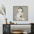Obraz LADY ręcznie malowany na płótnie+nadruk, portret kobiety w złotej ramie - 50 x 50 cm - popielaty 3