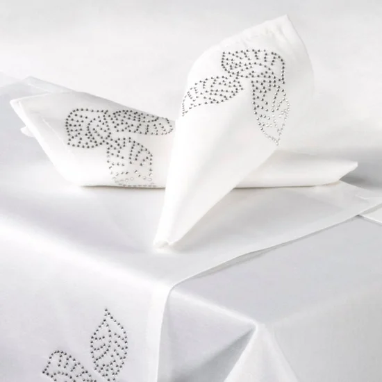 Komplet serwet OLIWIA z tkaniny z dodatkiem bawełny zdobiony aplikacją z kryształów - 32 x 45 cm - biały