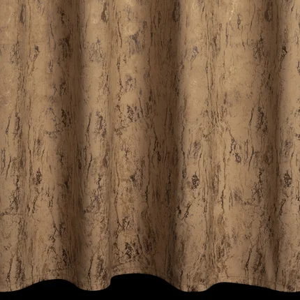 Zasłona gotowa KORNELIA z welwetu zdobiona błyszczącym nadrukiem Zasłona gotowa KORNELIA z welwetu zdobiona błyszczącym nadrukiem - 140 x 250 cm
