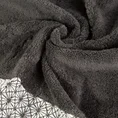 Ręcznik z żakardową bordiurą i geometrycznym wzorem - 70 x 140 cm - stalowy 5
