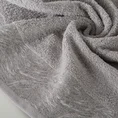 Ręcznik RUBI z żakardową bordiurą z przecieranym wzorem z dodatkiem błyszczącej nici - 50 x 90 cm - srebrny 5