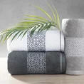 Ręcznik bawełniany z geometrycznym wzorem - 70 x 140 cm - srebrny 4