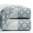 Ręcznik z żakardową bordiurą i geometrycznym wzorem - 50 x 90 cm - srebrny 1