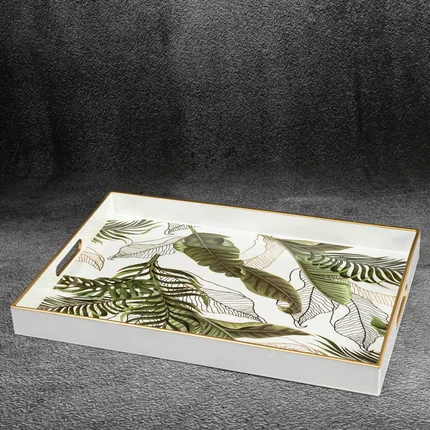 Prostokątna taca dekoracyjna DAMAS zdobiona egzotycznym nadrukiem Prostokątna taca dekoracyjna DAMAS zdobiona egzotycznym nadrukiem - 31 x 45 x 4 cm