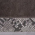 Ręcznik GISEL z żakardową bordiurą z motywem skóry węża - 70 x 140 cm - brązowy 2