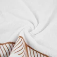 LIMITED COLLECTION ręcznik BLANCA 3 z miękkiej bawełny z welwetową bordiurą z falującym wzorem MAGIA BIELI - 50 x 90 cm - biały 6
