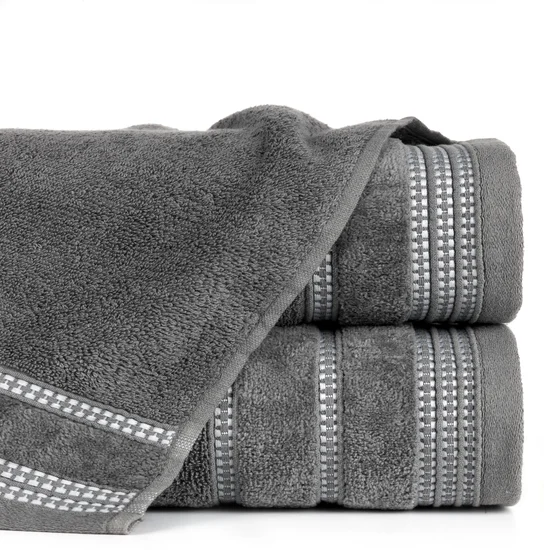 Ręcznik AMANDA z ozdobną bordiurą w pasy - 50 x 90 cm - stalowy