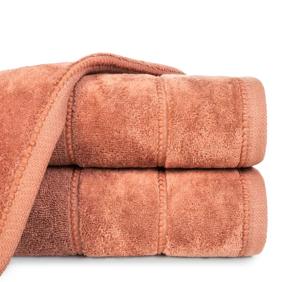 Ręcznik MARI z welurową bordiurą - 70 x 140 cm - pomarańczowy