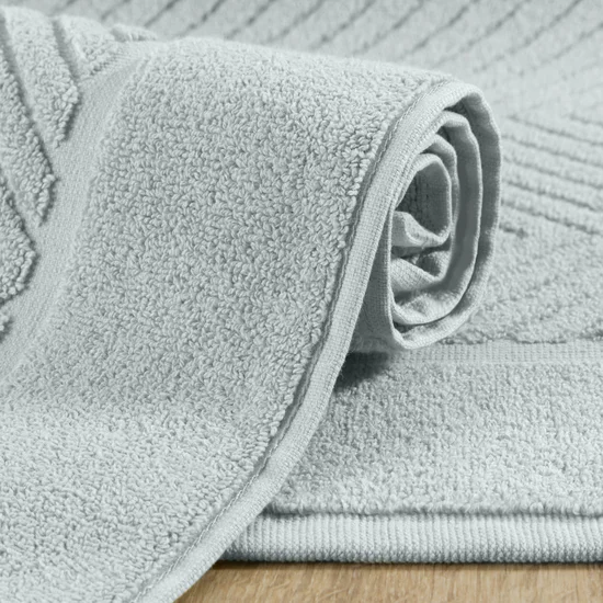 REINA LINE Dywanik łazienkowy z bawełny frotte zdobiony wzorem w zygzaki - 50 x 70 cm - srebrny