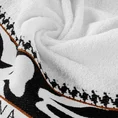 EVA MINGE Ręcznik EVA 6 z puszystej bawełny z bordiurą zdobioną designerskim nadrukiem - 30 x 50 cm - biały 5