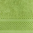 Ręcznik CARLO  z bordiurą z ażurowym wzorem - 50 x 90 cm - oliwkowy 2