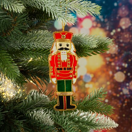 Ozdoba na choinkę DZIADEK DO ORZECHÓW przeszyty złotą nicią 5 x 1.5 x 13 cm czerwony,zielony