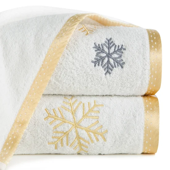 Ręcznik świąteczny ANGEL 01 bawełniany z haftem ze śnieżynkami, 480 g/m2 - 70 x 140 cm - biały